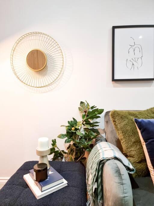 Gorgeous Newly Renovated 2 Double Bed Flat Διαμέρισμα Σουόνσι Εξωτερικό φωτογραφία