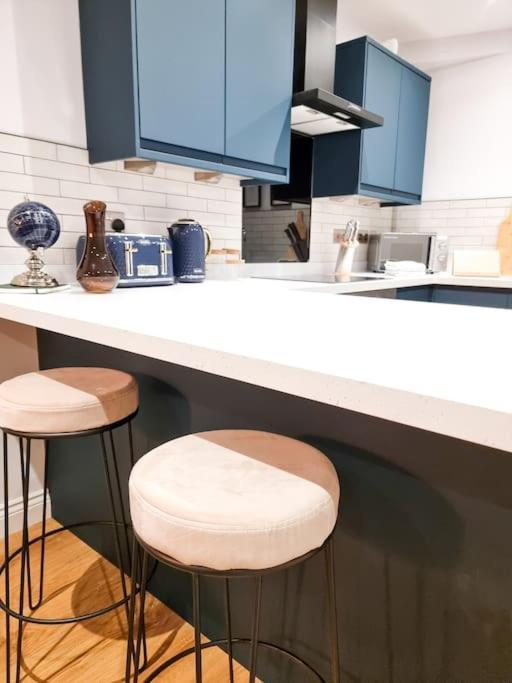 Gorgeous Newly Renovated 2 Double Bed Flat Διαμέρισμα Σουόνσι Εξωτερικό φωτογραφία